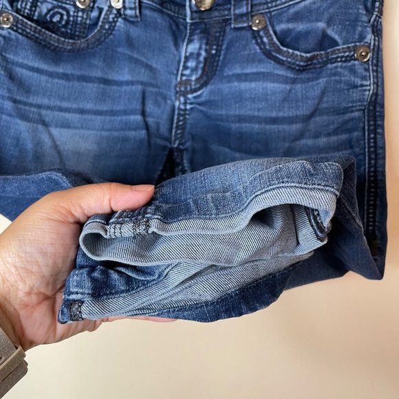 Seven7 Womens Low Cut Boot Cut Long Denim Shorts Size 2 - Picture 4 of 12